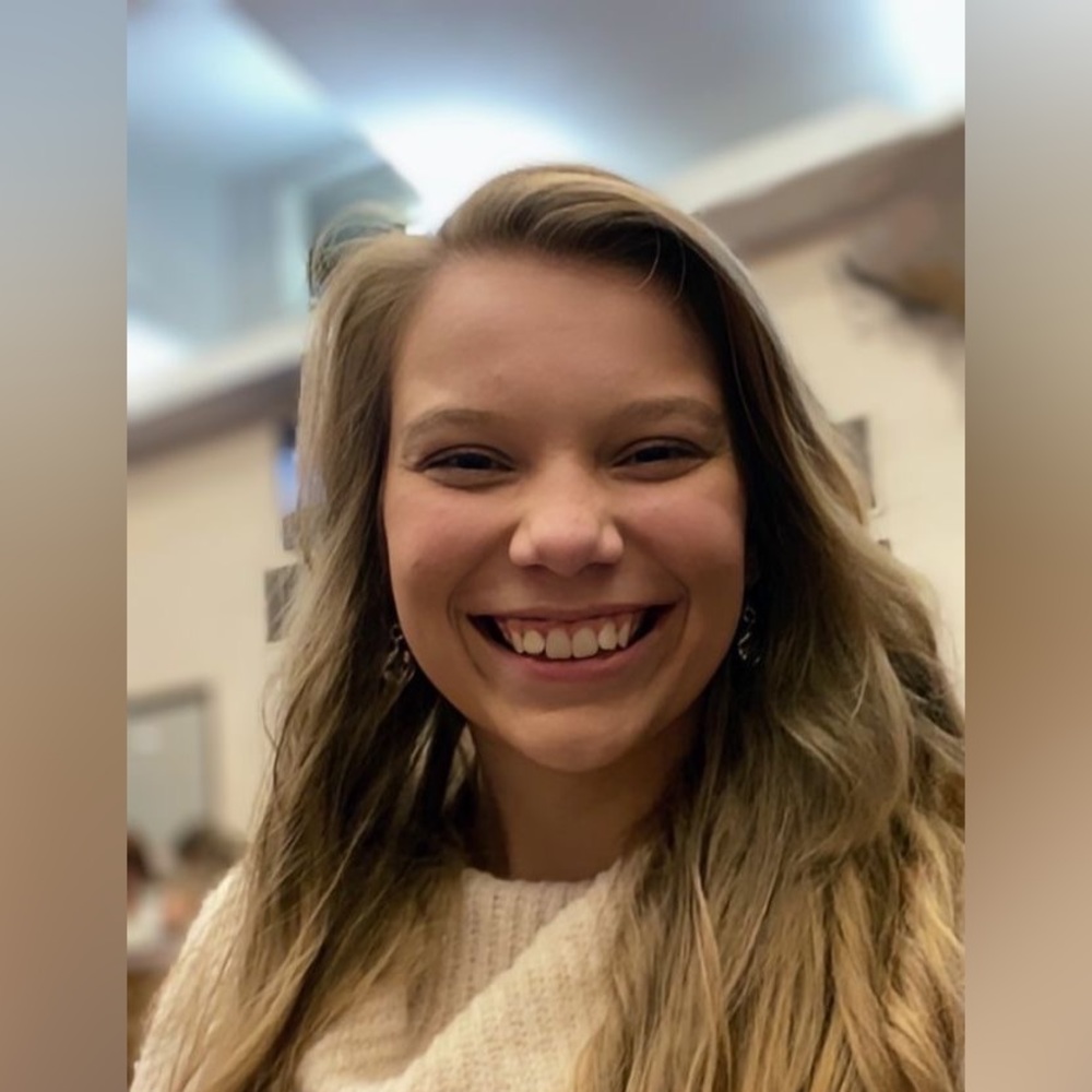 Meet your Posher, Brooke